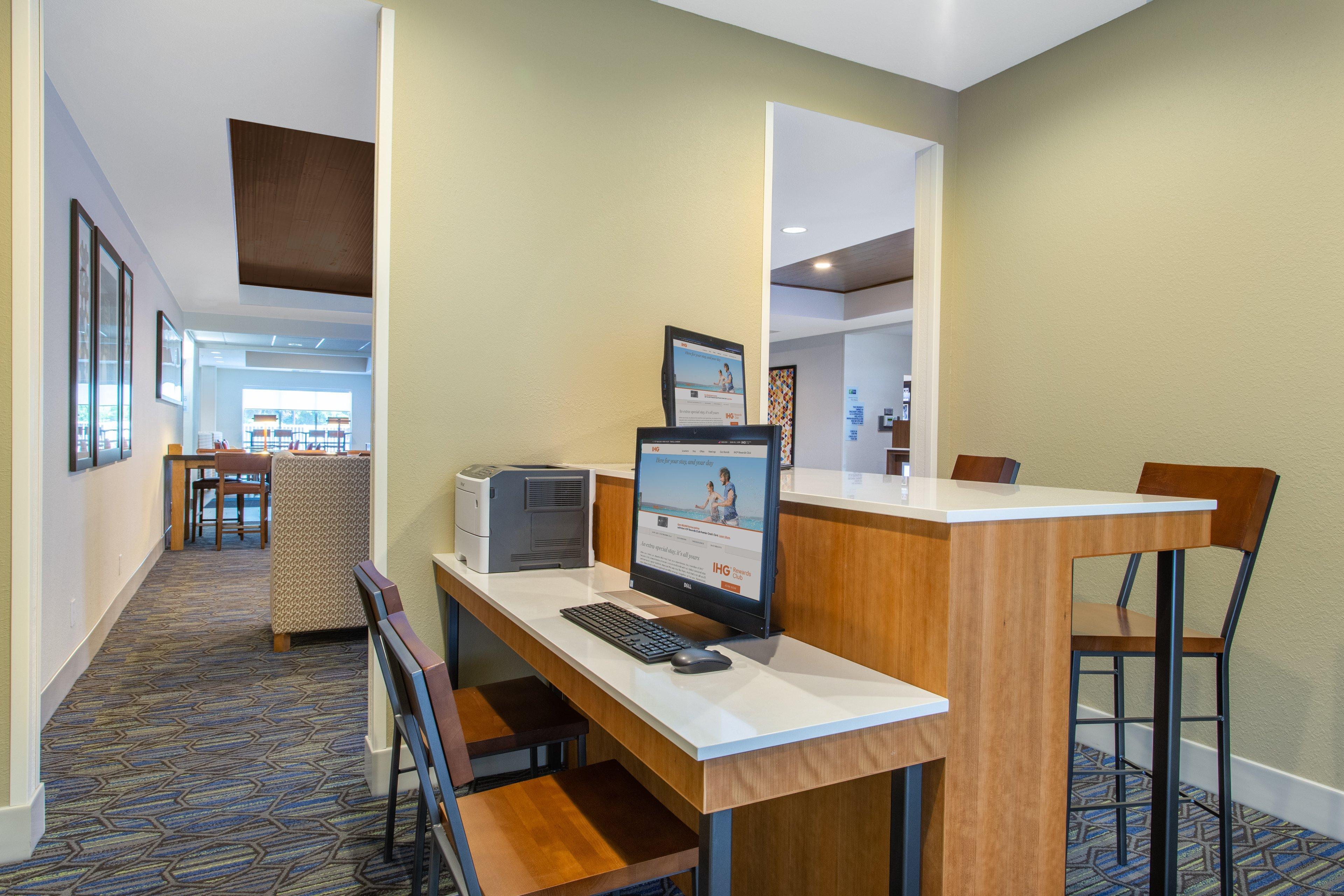 Holiday Inn Express Silver Springs - Ocala By Ihg Exterior photo