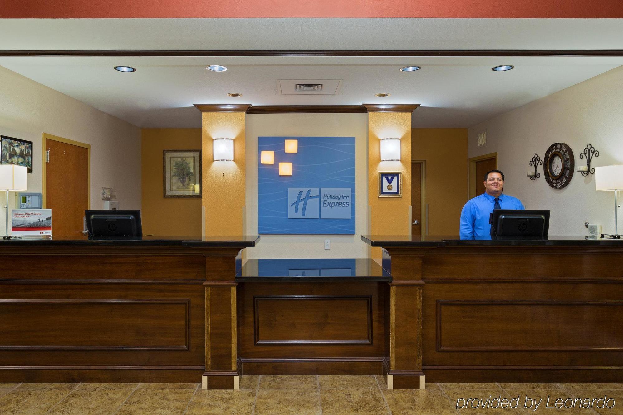 Holiday Inn Express Silver Springs - Ocala By Ihg Exterior photo