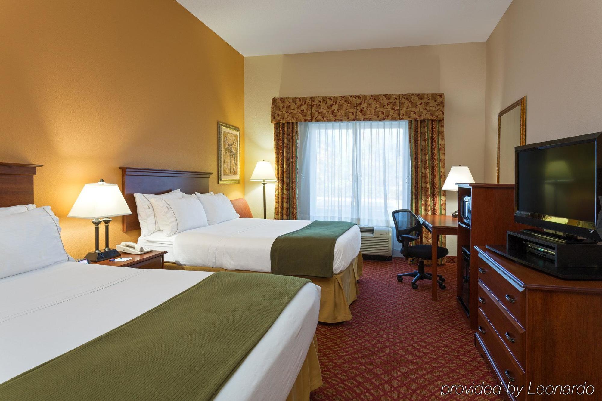 Holiday Inn Express Silver Springs - Ocala By Ihg Exterior photo