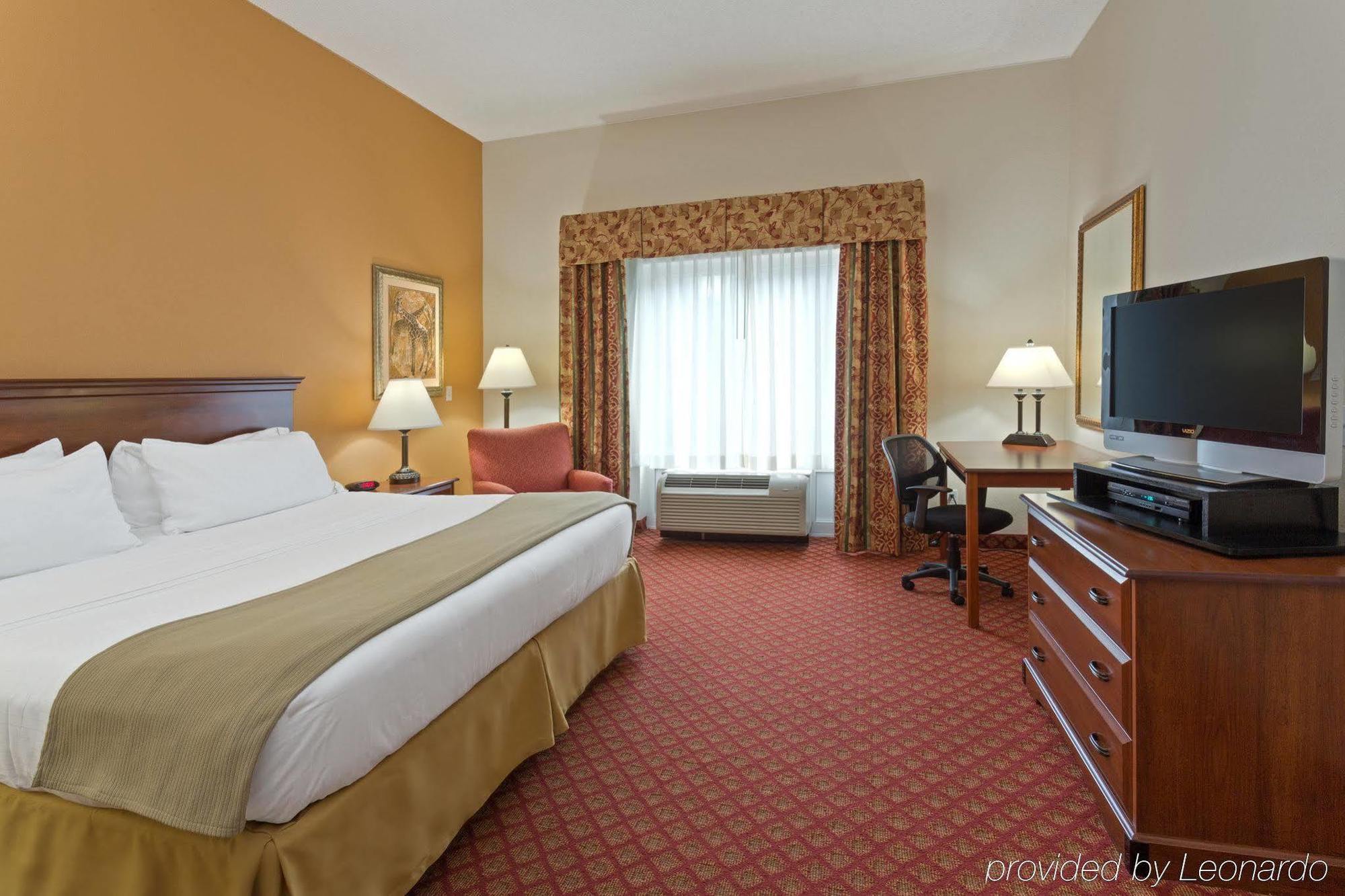 Holiday Inn Express Silver Springs - Ocala By Ihg Exterior photo