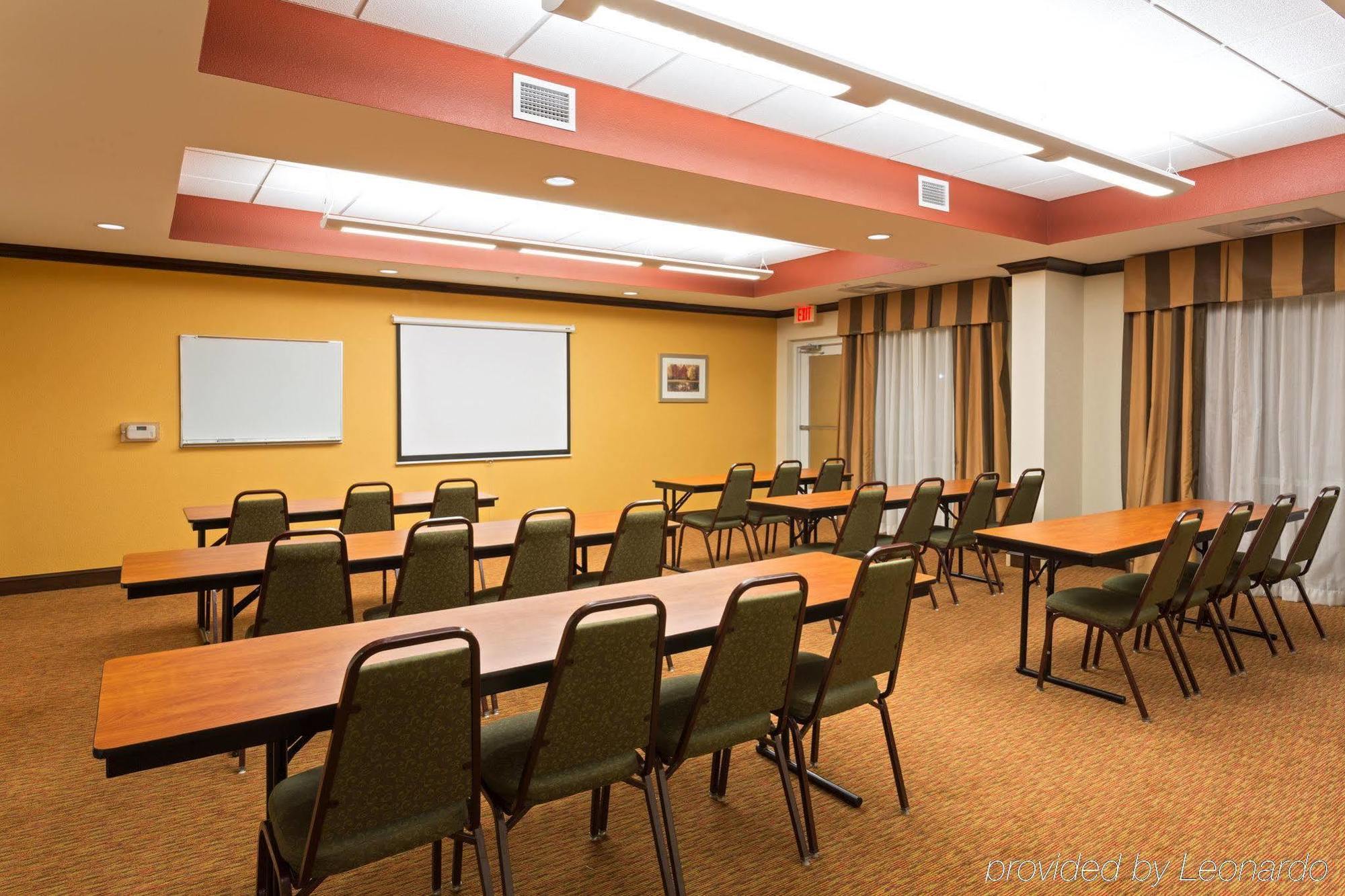 Holiday Inn Express Silver Springs - Ocala By Ihg Exterior photo